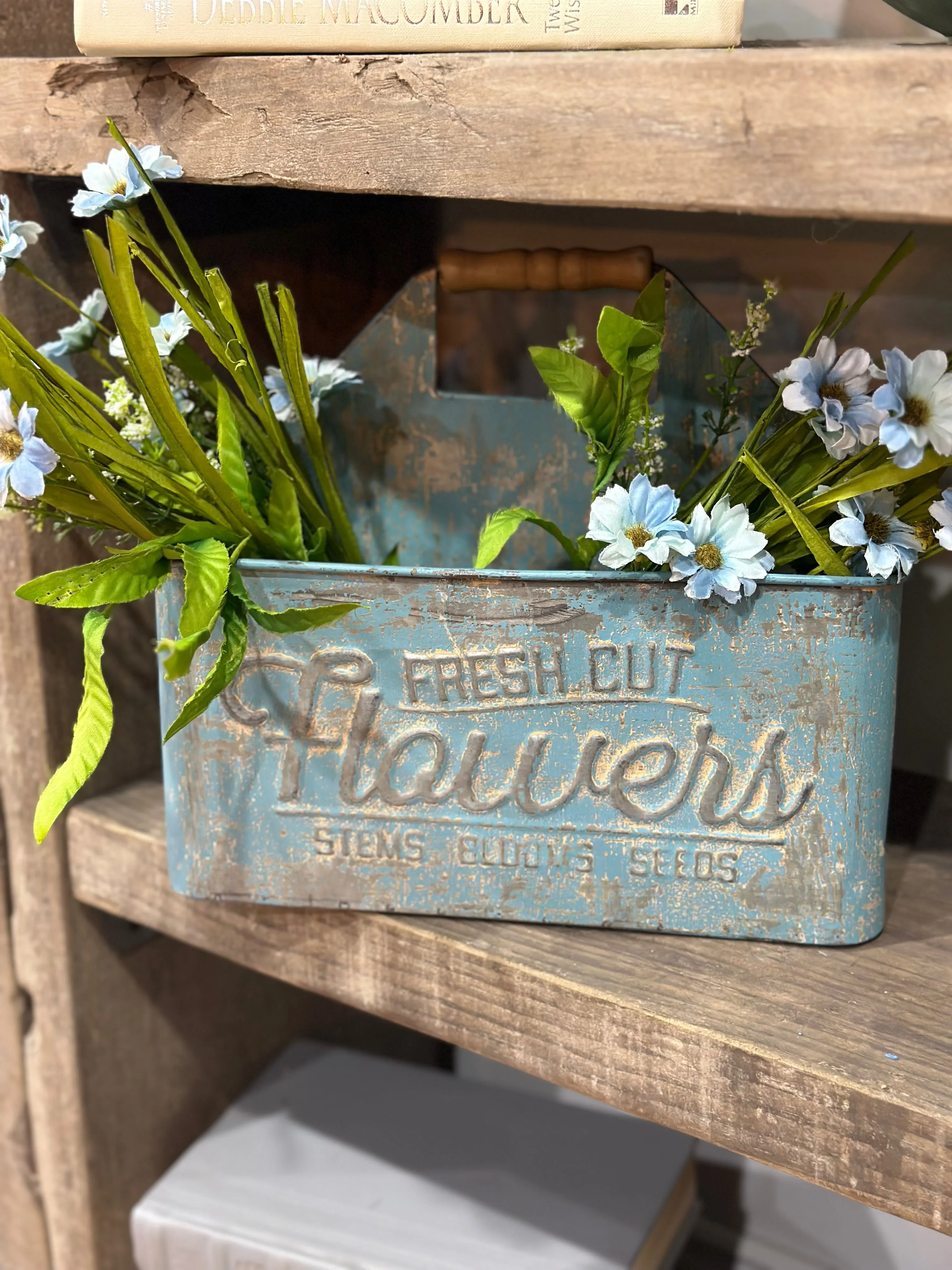 11” Antique Blue Metal Flower Carrier