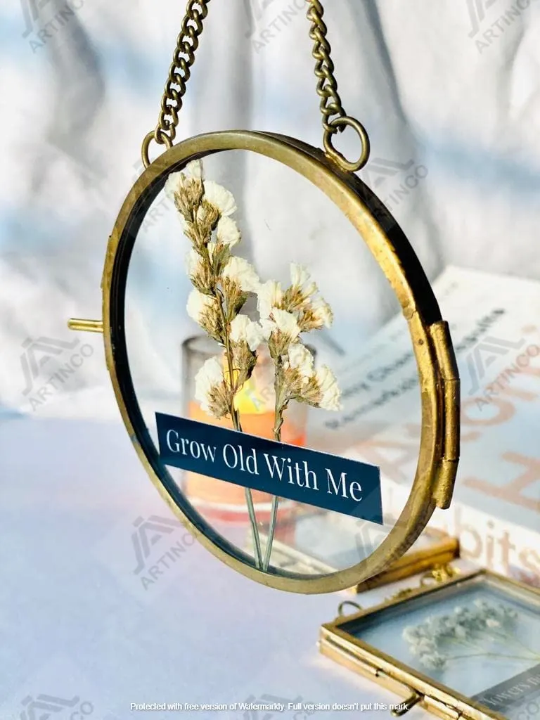 Art India Collections Wall Hanging Round 4" Brass Glass Photo Frame for Dried Flowers, Pressed Flowers, Poster, Double Glass, floating Frame for Gifting, 4x4 Inches Round