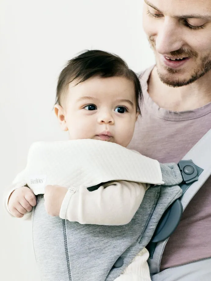 BabyBjorn, Baby Carrier One Bib