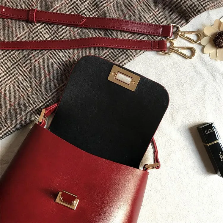 Chic Womens Leather Crossbody Bags Leather Handbags for Women