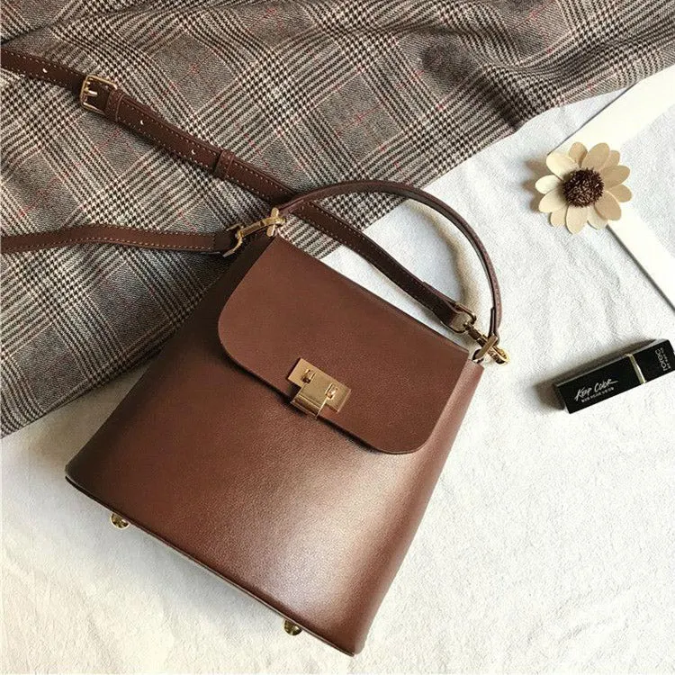 Chic Womens Leather Crossbody Bags Leather Handbags for Women