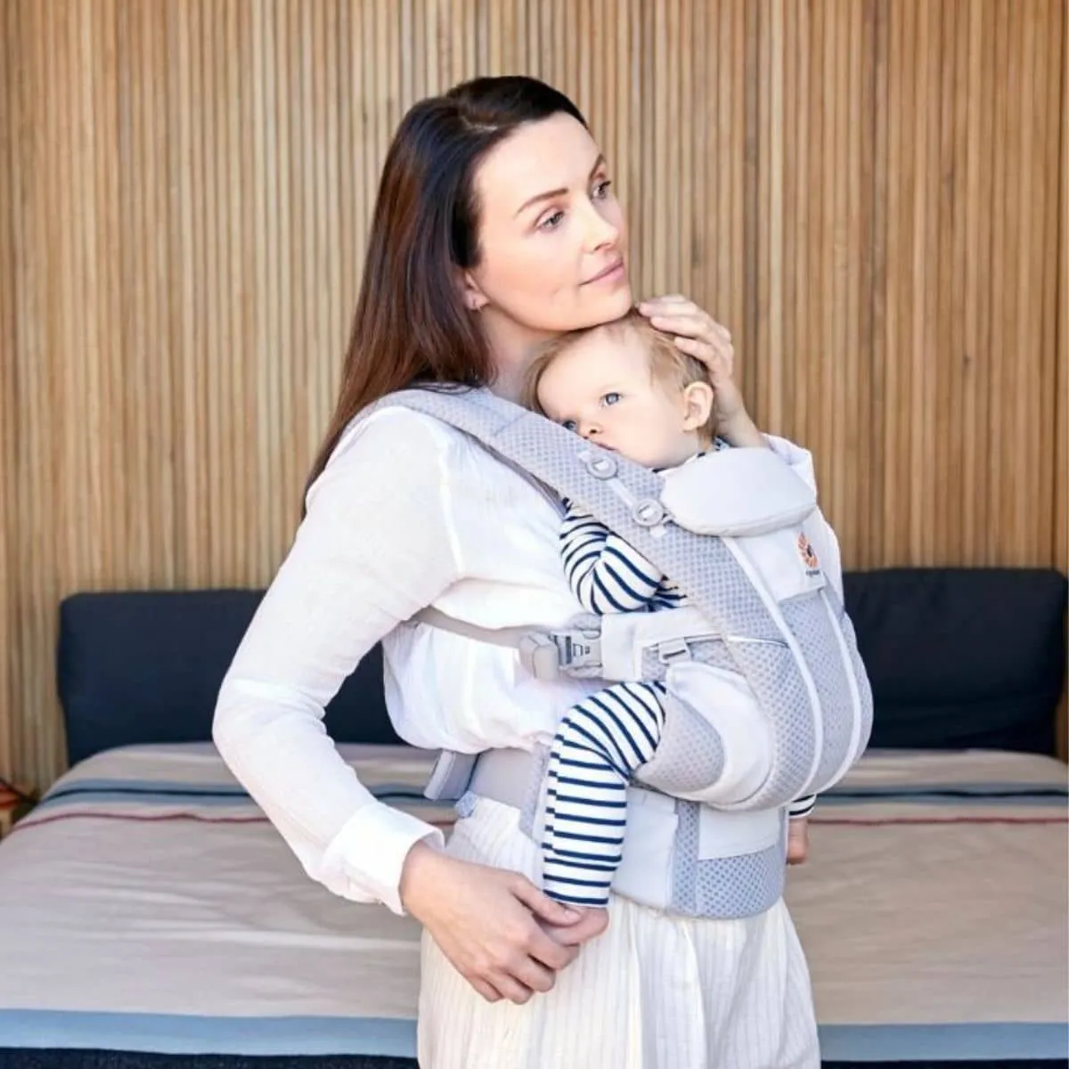 Ergobaby Omni Breeze Carrier - Pearl Grey