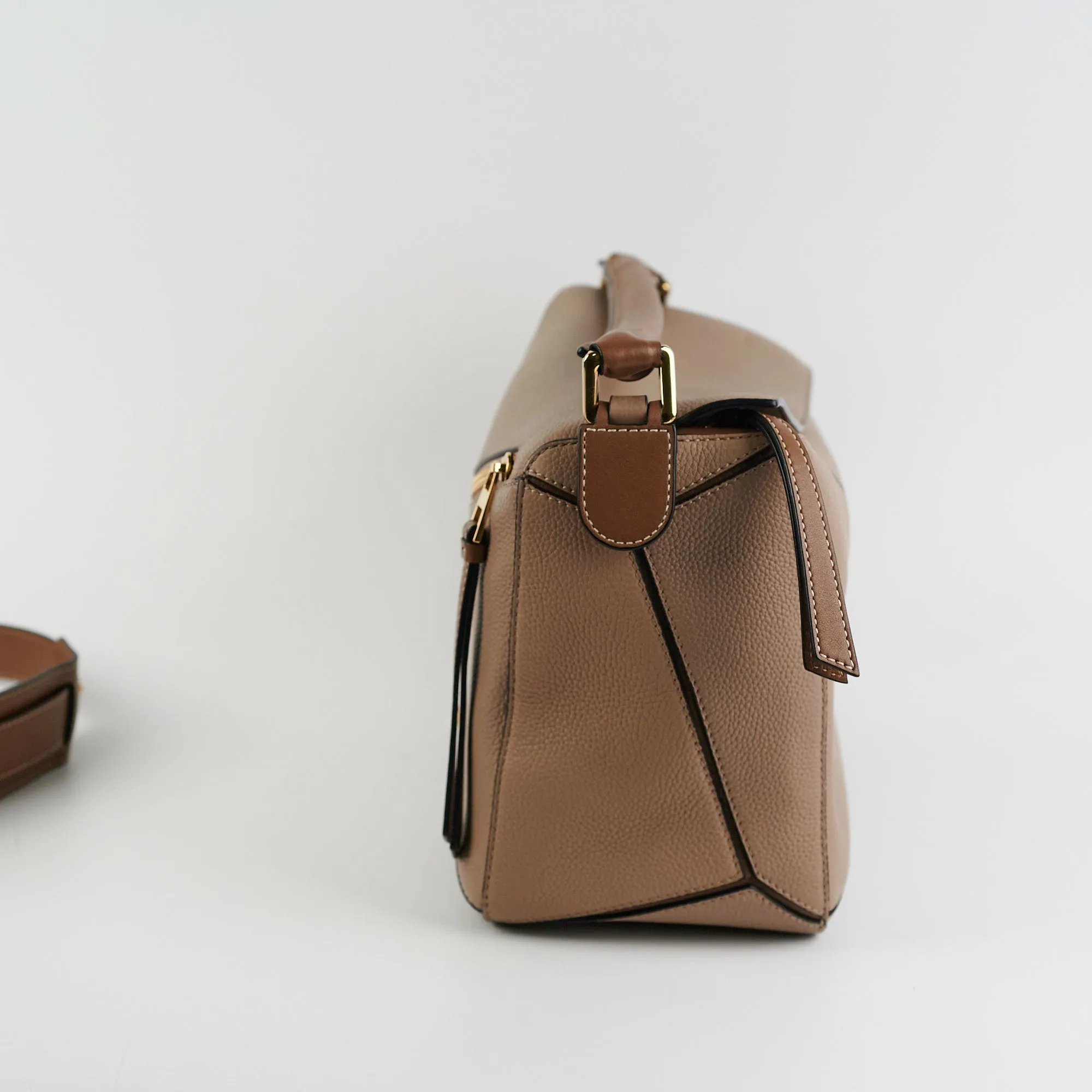 Loewe Medium Puzzle Bag Sand