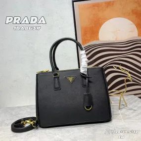 PD175 Galleria Saffiano leather medium bag/11x7.7x4.7inch