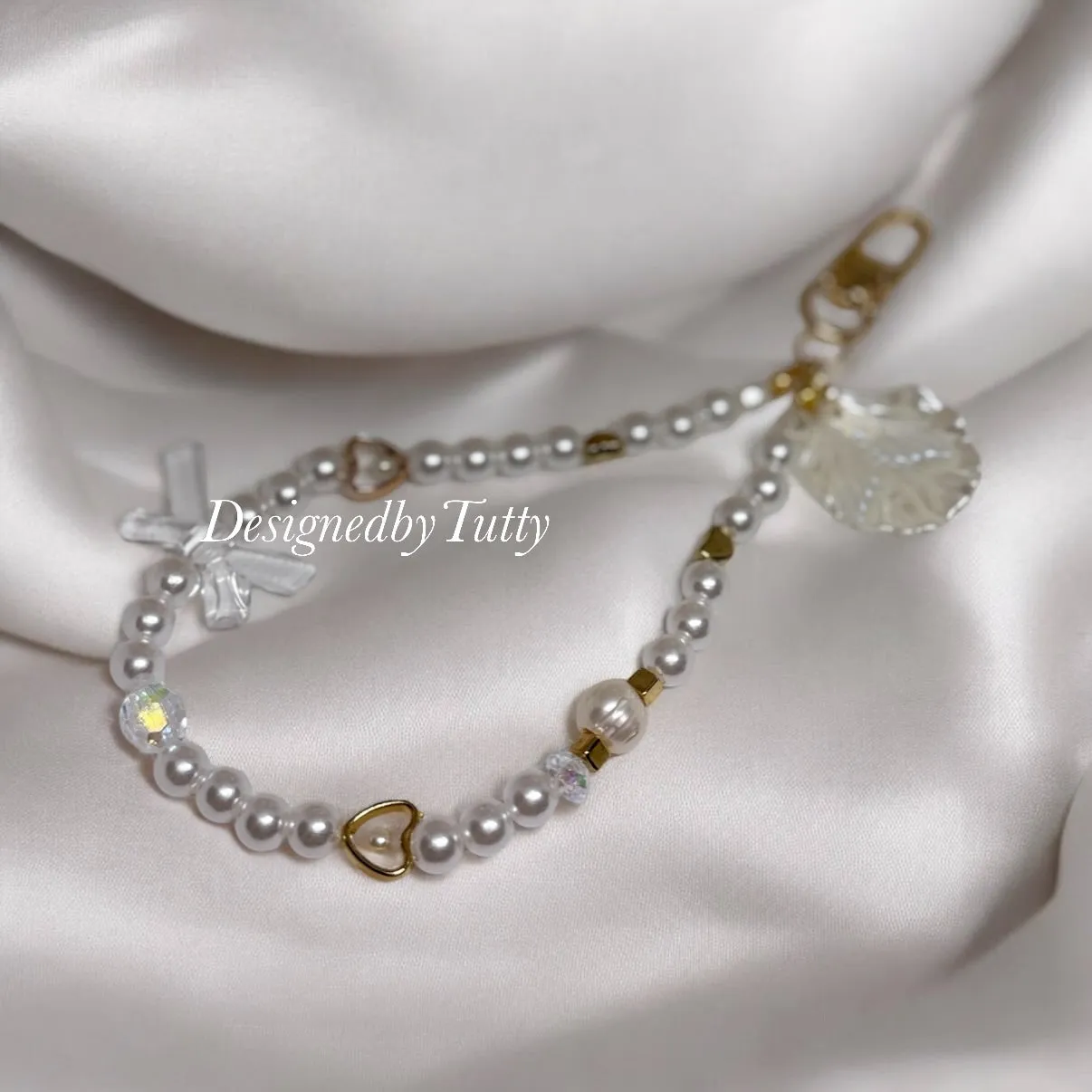 Pearl white keychain | golden clasp | white beads ribbon chain | lanyard