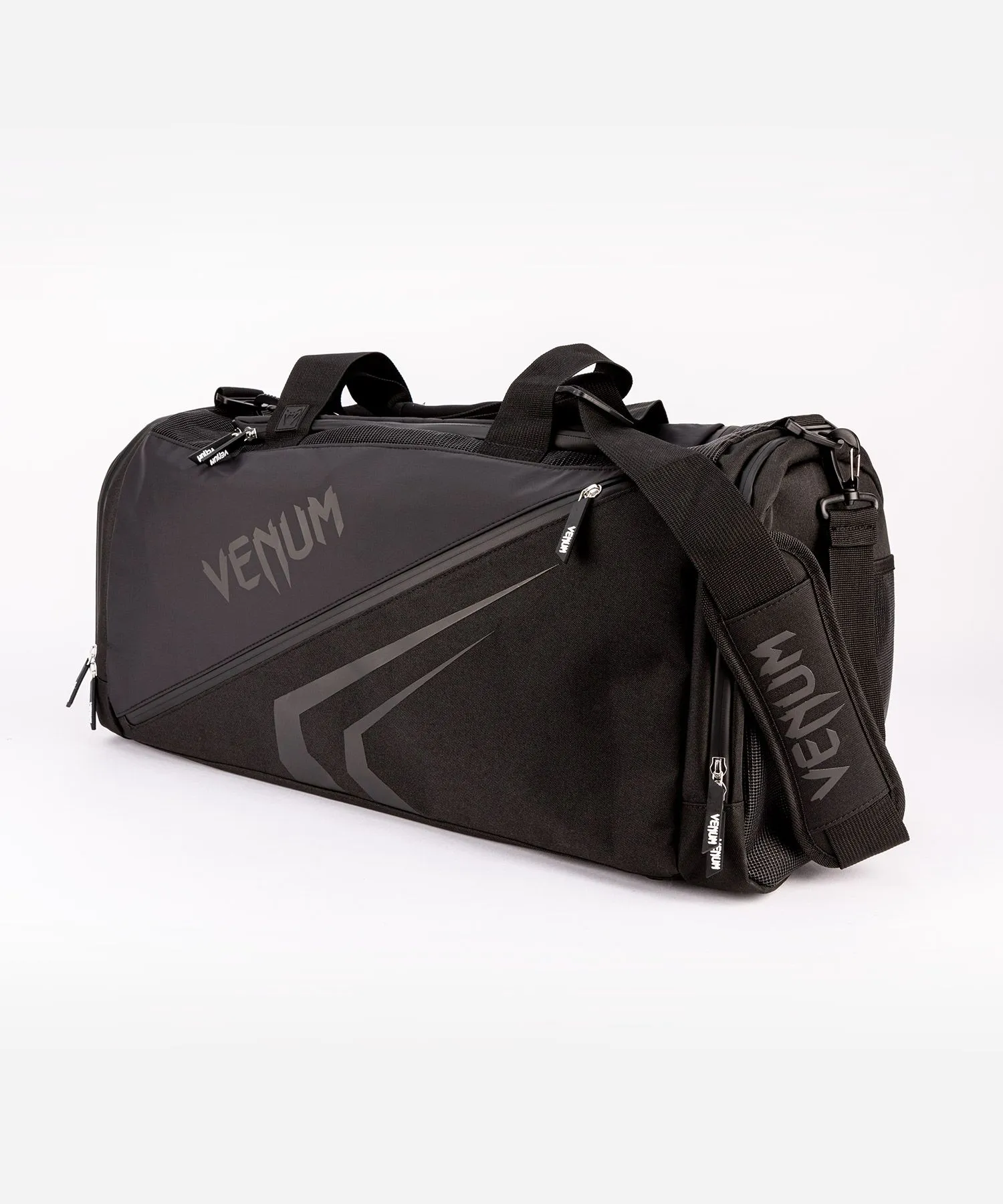 VENUM-03830 Trainer Lite Evo TRAINING GYM BAG 2 Colours 68 x 33 x 26 cm 63L